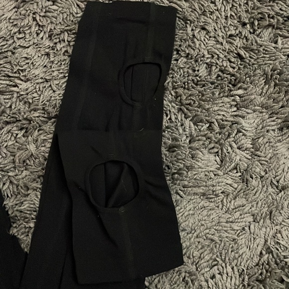 Athleta Powervita Barre Stirrup Tight Black Legging size Small style 353531 - Picture 5 of 10